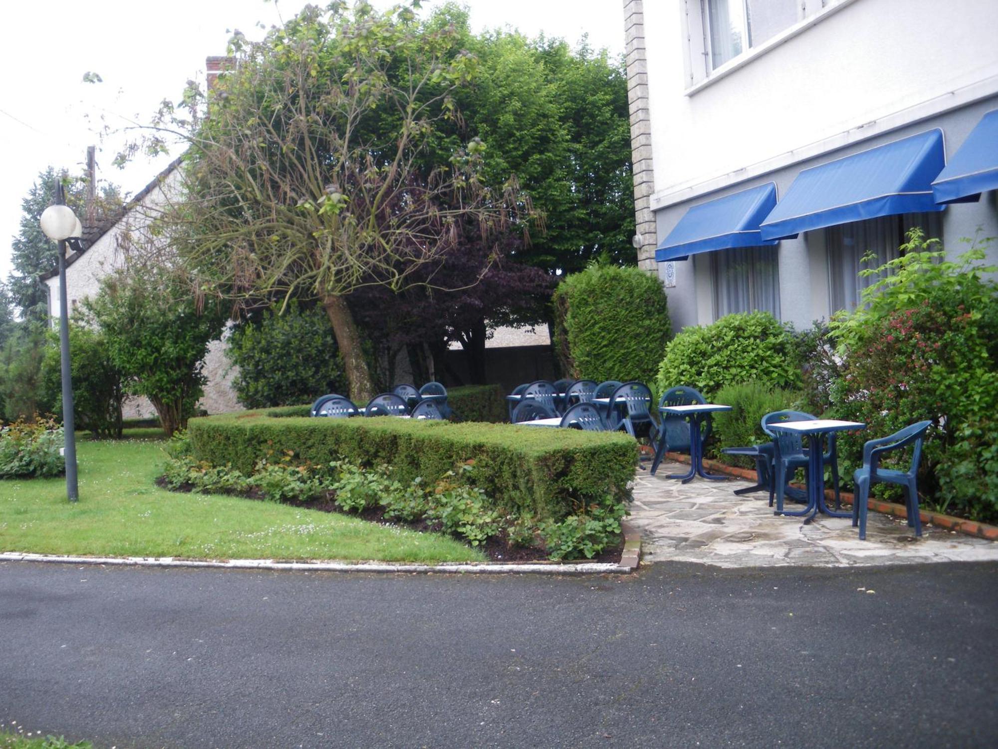 Hotel Continental Vierzon Exterior photo